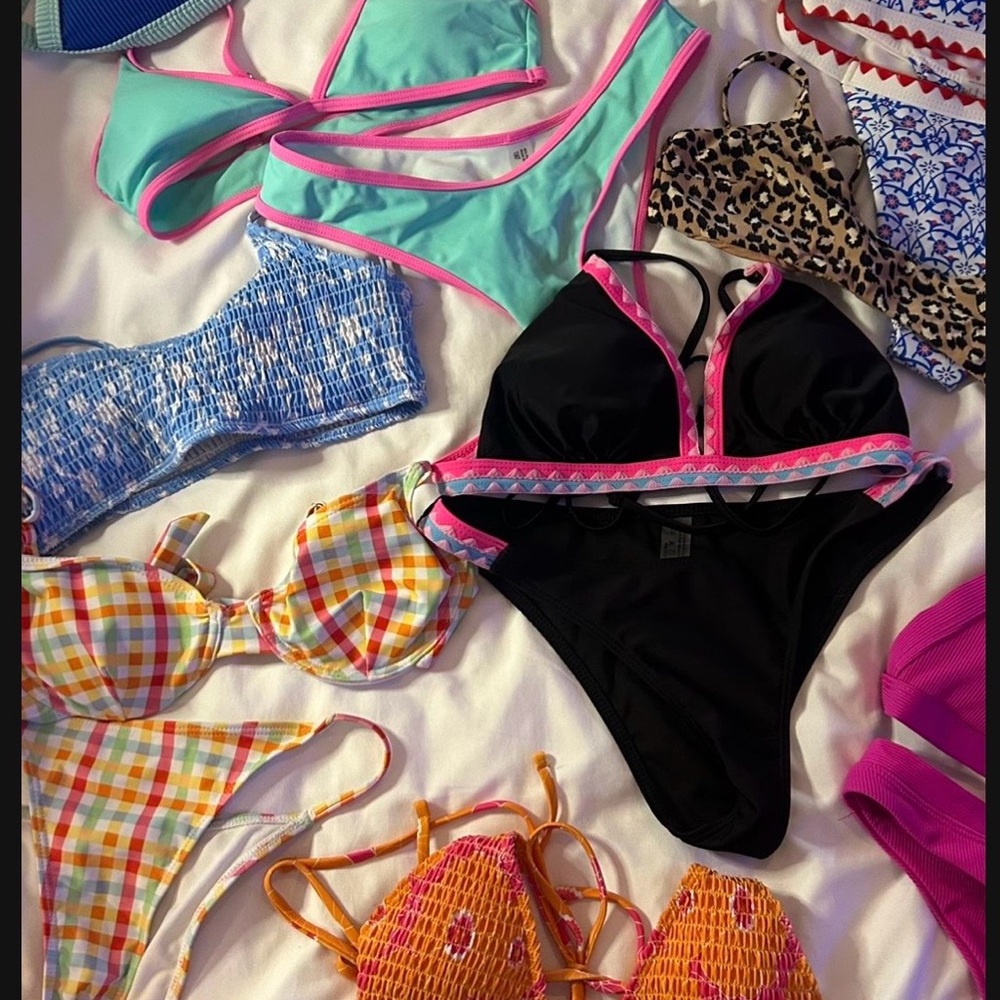Colorful Bikini Set Collection - Picture 3 of 8